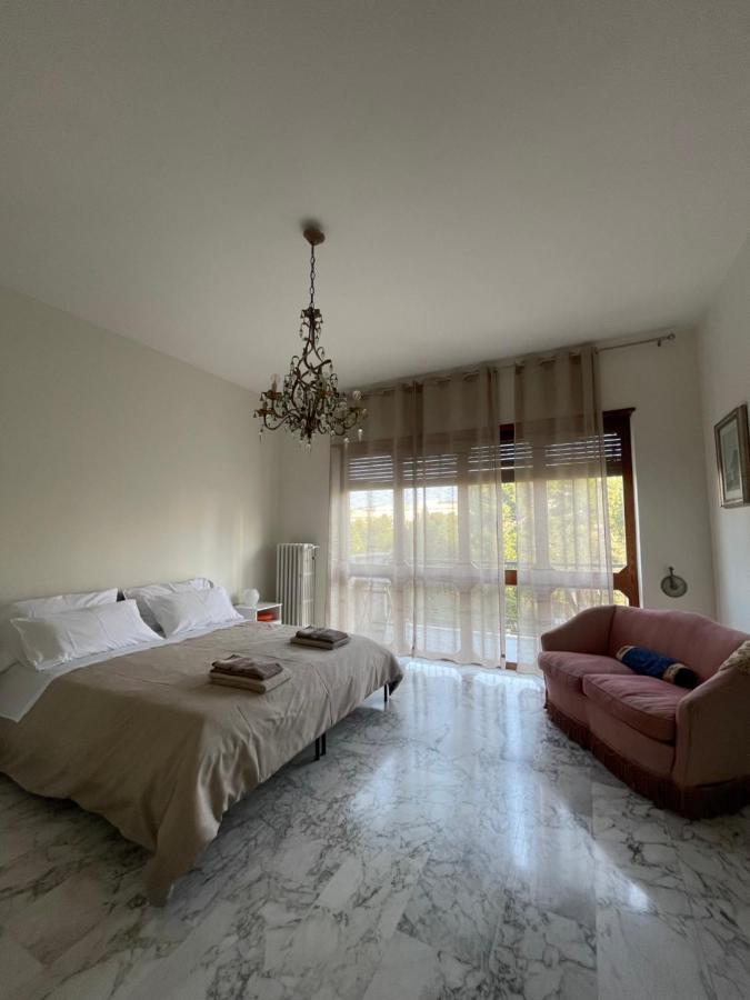 Lt Sax Daire Bari Dış mekan fotoğraf